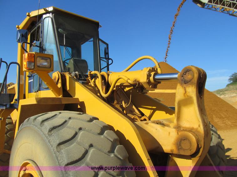 image for item E4942 1987 Komatsu WA450-1 wheel loader