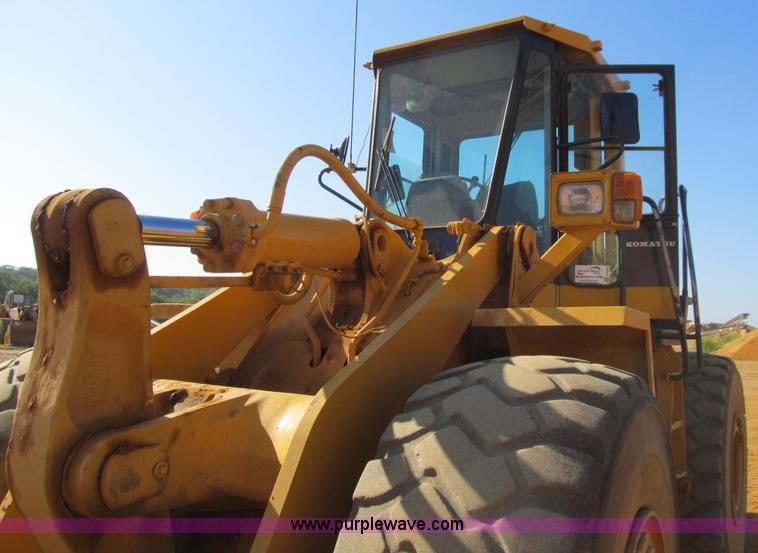 image for item E4942 1987 Komatsu WA450-1 wheel loader