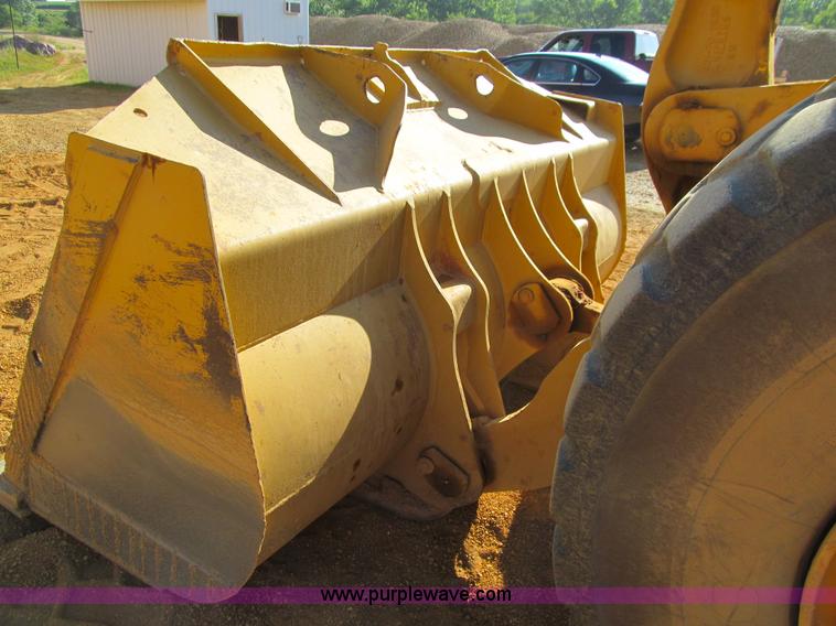 image for item E4942 1987 Komatsu WA450-1 wheel loader