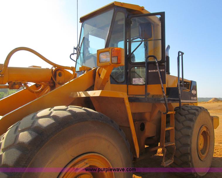 image for item E4942 1987 Komatsu WA450-1 wheel loader