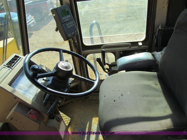 image for item E4942 1987 Komatsu WA450-1 wheel loader