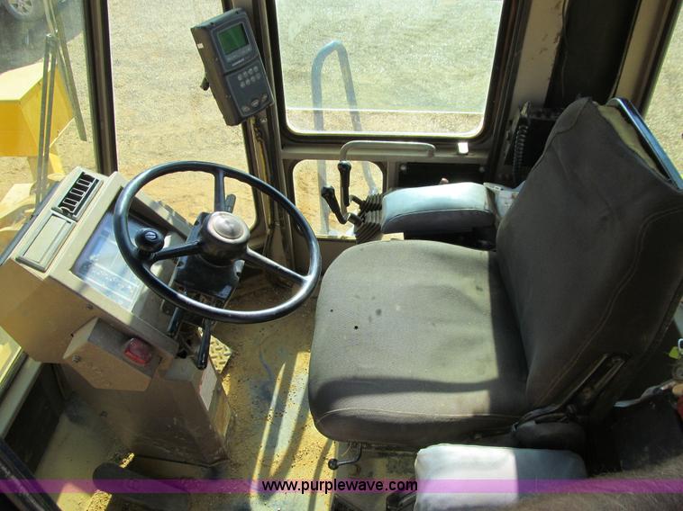 image for item E4942 1987 Komatsu WA450-1 wheel loader