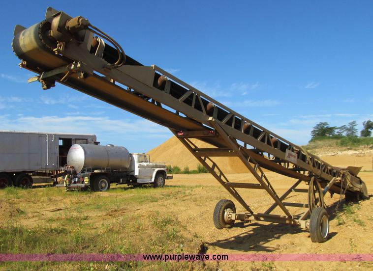 image for item E4943 Kolberg portable radial stacking conveyor