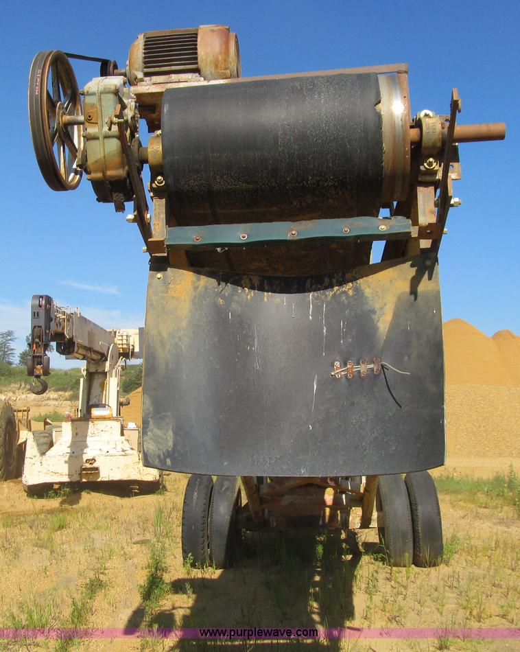 image for item E4944 Custom built portable transfer conveyor