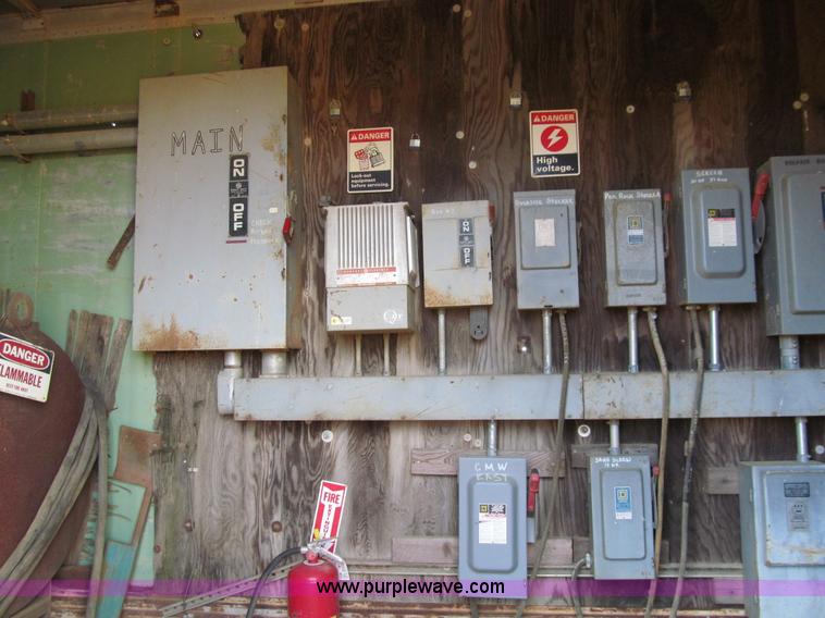 image for item E4949 Onan 350 kW generator