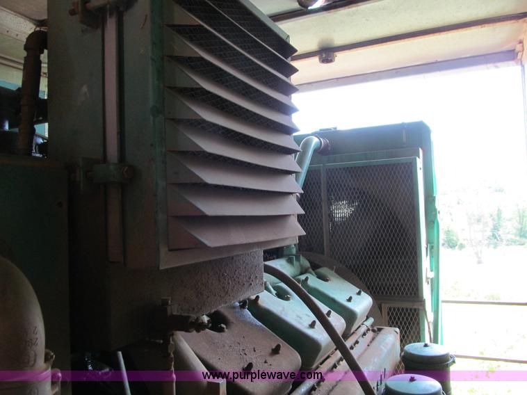 image for item E4949 Onan 350 kW generator