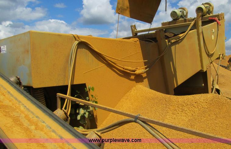 image for item E4951 2005 Trio twin paddle coarse washer