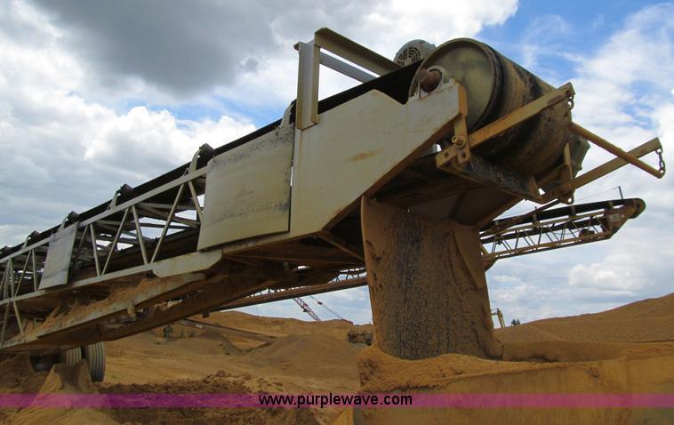 image for item E4954 Custom built portable transfer conveyor