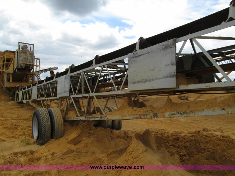 image for item E4954 Custom built portable transfer conveyor