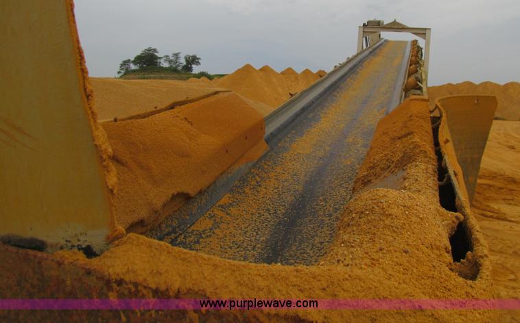 image for item E4955 Custom built portable transfer conveyor