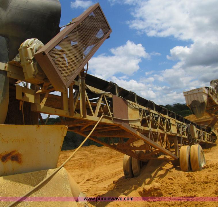 image for item E4956 Custom built portable transfer conveyor