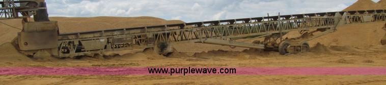 image for item E4957 Carter portable radial stacking conveyor