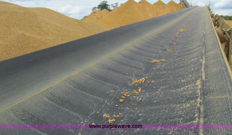 image for item E4957 Carter portable radial stacking conveyor