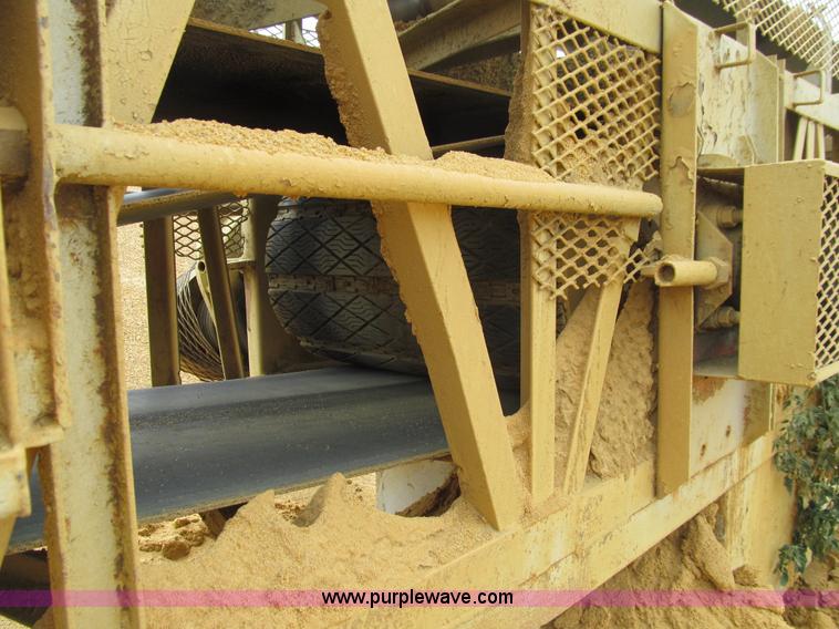 image for item E4957 Carter portable radial stacking conveyor