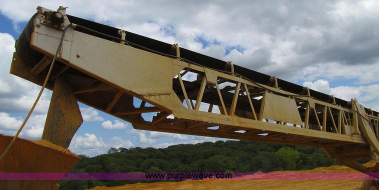 image for item E4957 Carter portable radial stacking conveyor