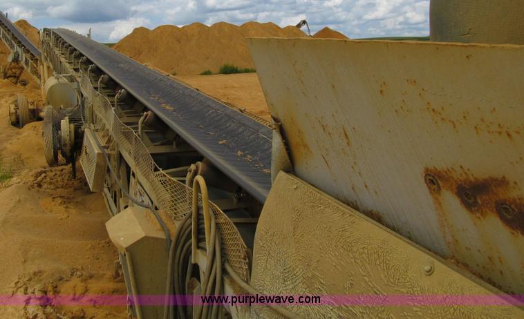 image for item E4957 Carter portable radial stacking conveyor