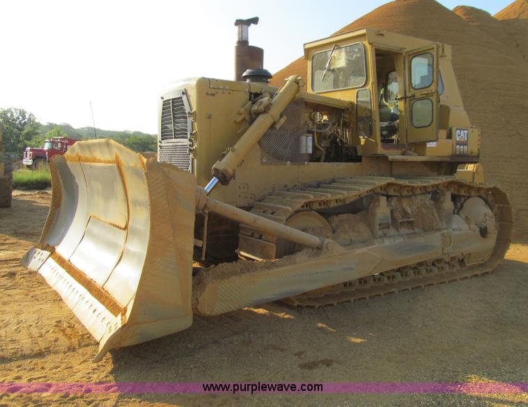 image for item E4959 1975 Caterpillar D9H dozer