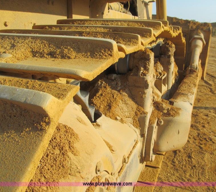 image for item E4959 1975 Caterpillar D9H dozer
