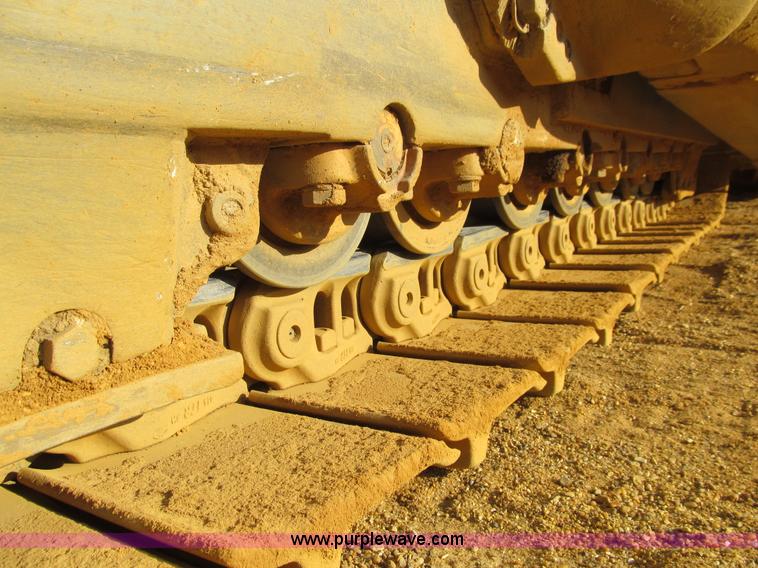 image for item E4959 1975 Caterpillar D9H dozer