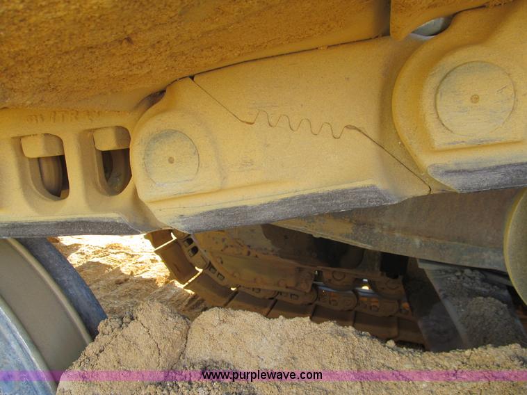 image for item E4959 1975 Caterpillar D9H dozer