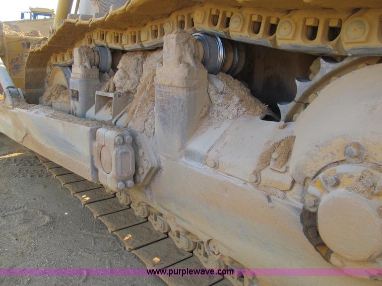 image for item E4959 1975 Caterpillar D9H dozer