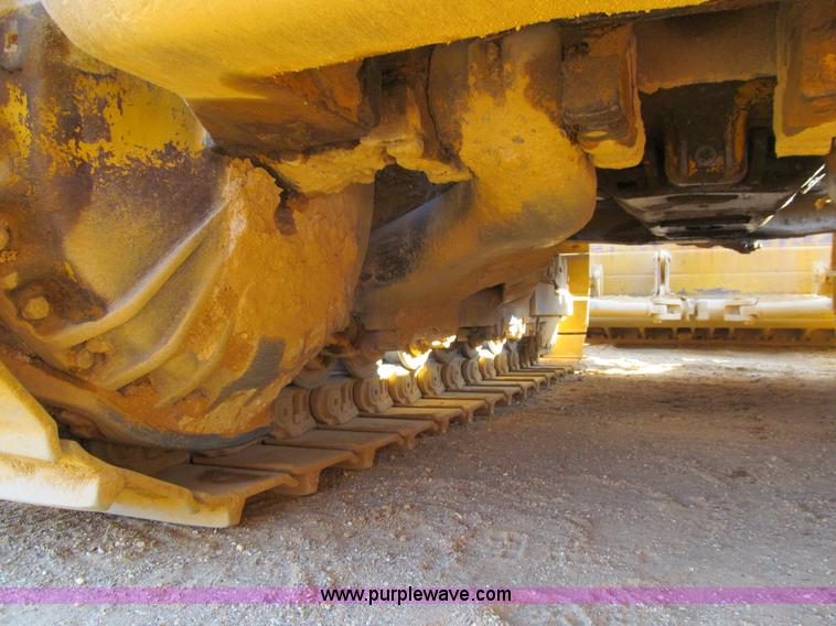 image for item E4959 1975 Caterpillar D9H dozer