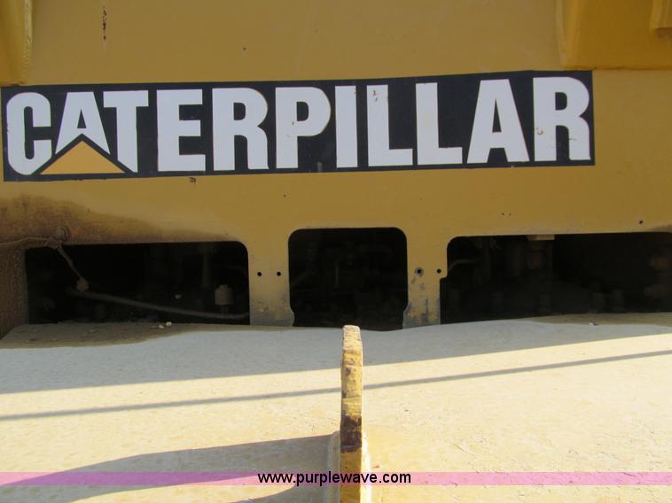 image for item E4959 1975 Caterpillar D9H dozer