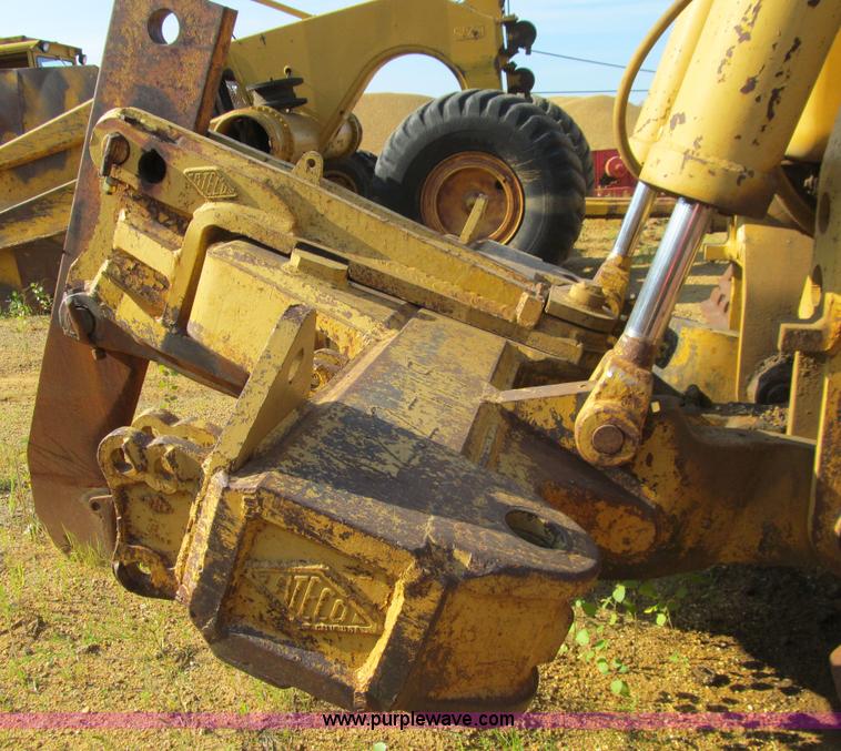 image for item E4960 1958 Caterpillar D9D dozer