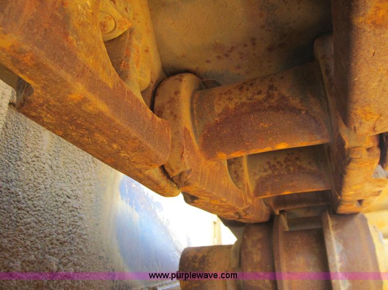 image for item E4960 1958 Caterpillar D9D dozer