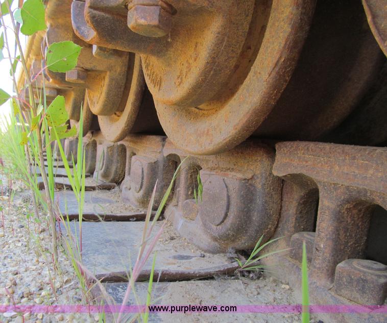 image for item E4960 1958 Caterpillar D9D dozer