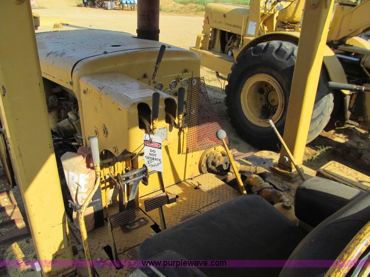 image for item E4960 1958 Caterpillar D9D dozer
