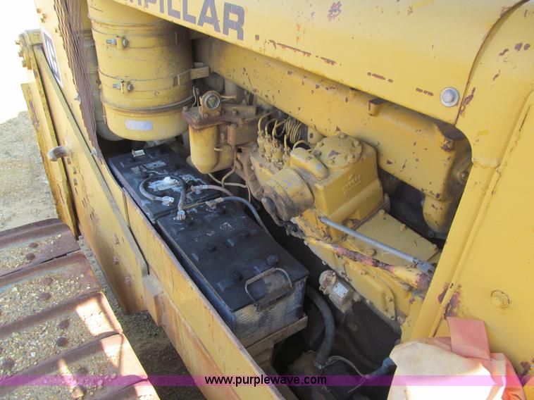 image for item E4960 1958 Caterpillar D9D dozer