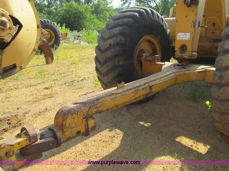 image for item E4961 Caterpillar 491 cable pull scraper