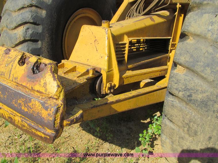 image for item E4961 Caterpillar 491 cable pull scraper