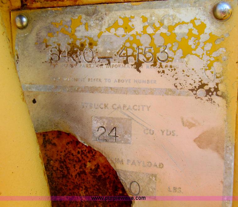 image for item E4962 1966 Allis-Chalmers TS460B motor scraper