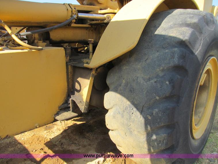 image for item E4962 1966 Allis-Chalmers TS460B motor scraper