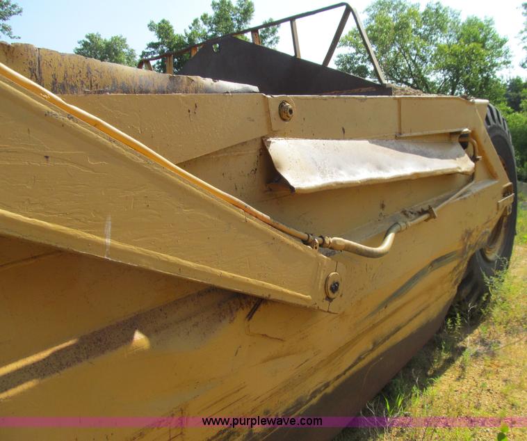 image for item E4962 1966 Allis-Chalmers TS460B motor scraper