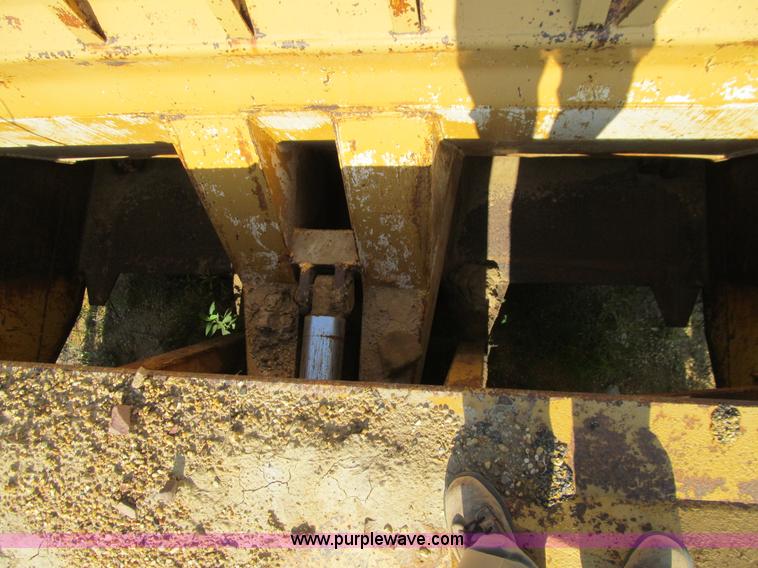 image for item E4962 1966 Allis-Chalmers TS460B motor scraper