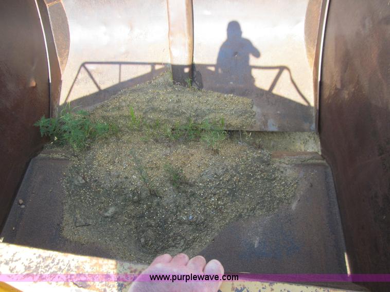 image for item E4962 1966 Allis-Chalmers TS460B motor scraper