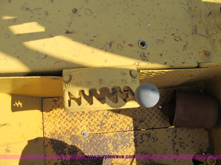 image for item E4962 1966 Allis-Chalmers TS460B motor scraper