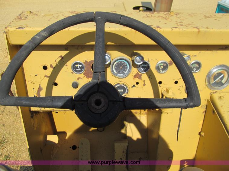 image for item E4962 1966 Allis-Chalmers TS460B motor scraper