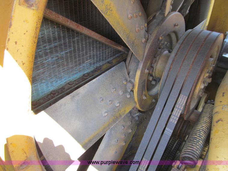 image for item E4964 1966 Caterpillar D9G dozer