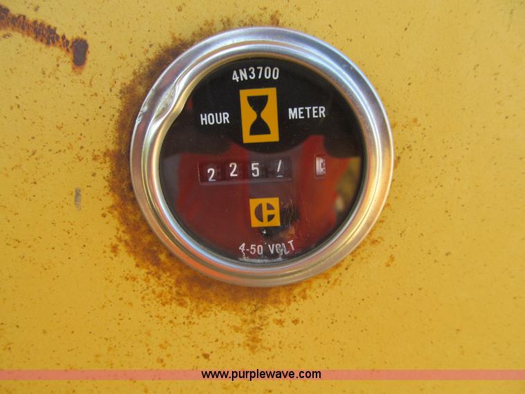 image for item E4964 1966 Caterpillar D9G dozer