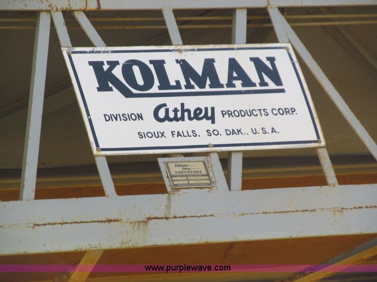 image for item E4966 Kolman 101-PE portable radial stacking conveyor
