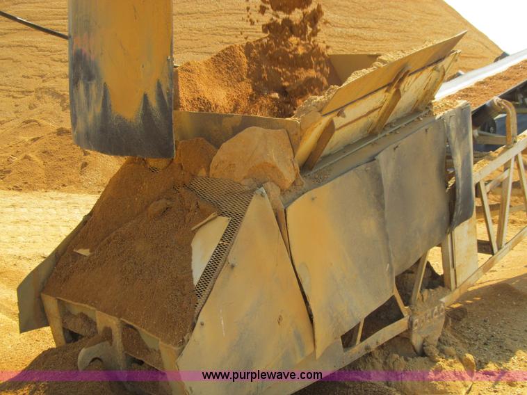 image for item E4966 Kolman 101-PE portable radial stacking conveyor