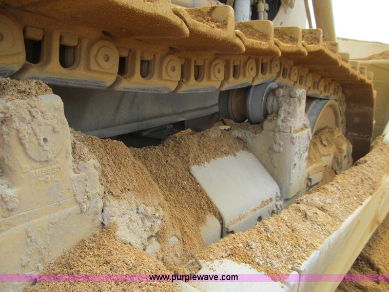 image for item E4967 1977 Caterpillar D9H dozer
