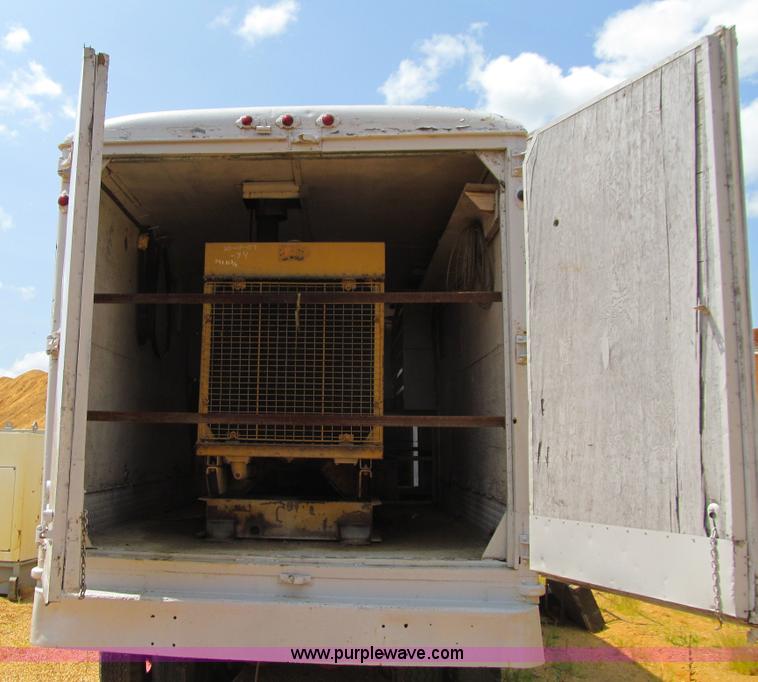 image for item E4972 Bemac generator