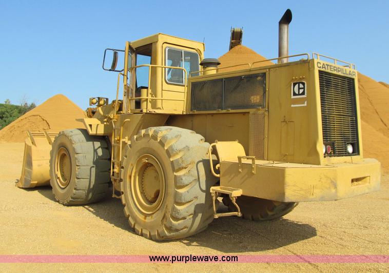image for item E4973 1979 Caterpillar 988B wheel loader