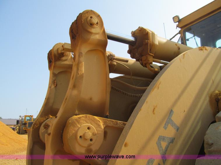 image for item E4973 1979 Caterpillar 988B wheel loader