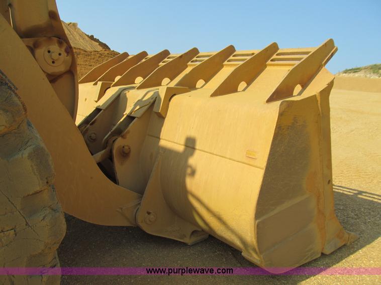 image for item E4973 1979 Caterpillar 988B wheel loader